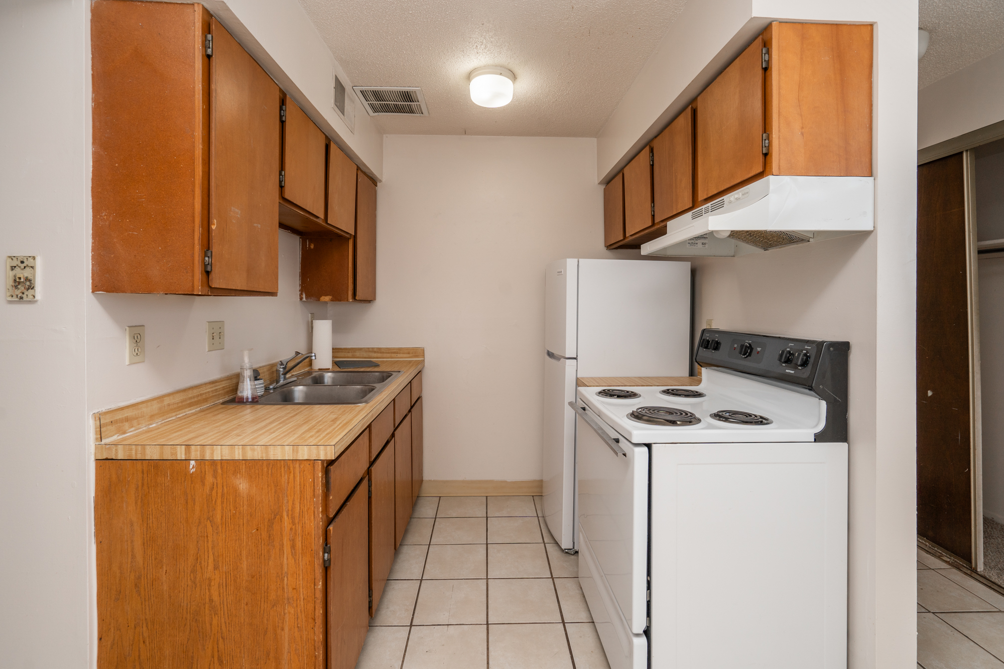 413 W 14th St - 4